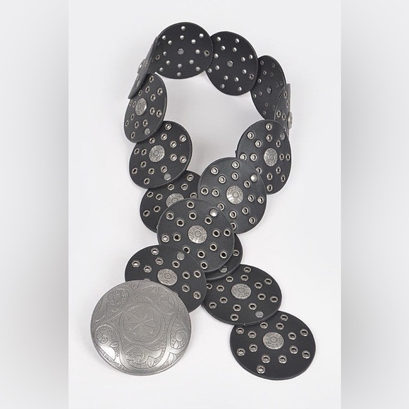 Accessories - #111 Western Faux Leather Disc Belt